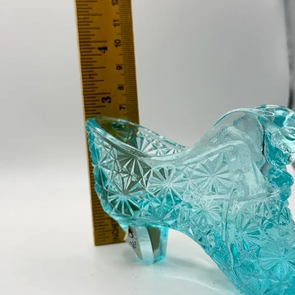 Fenton Aquamarine Blue Daisy + Button Cat Head Shoe - Marked, vintage, NO FLAWS - Picture 7 of 9